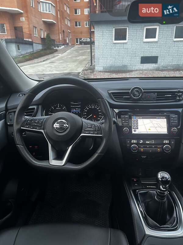 Внедорожник / Кроссовер Nissan X-Trail 2017 в Белой Церкви