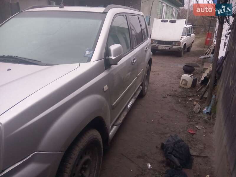 Внедорожник / Кроссовер Nissan X-Trail 2006 в Костополе