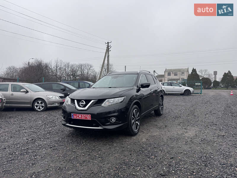 Внедорожник / Кроссовер Nissan X-Trail 2015 в Звенигородке