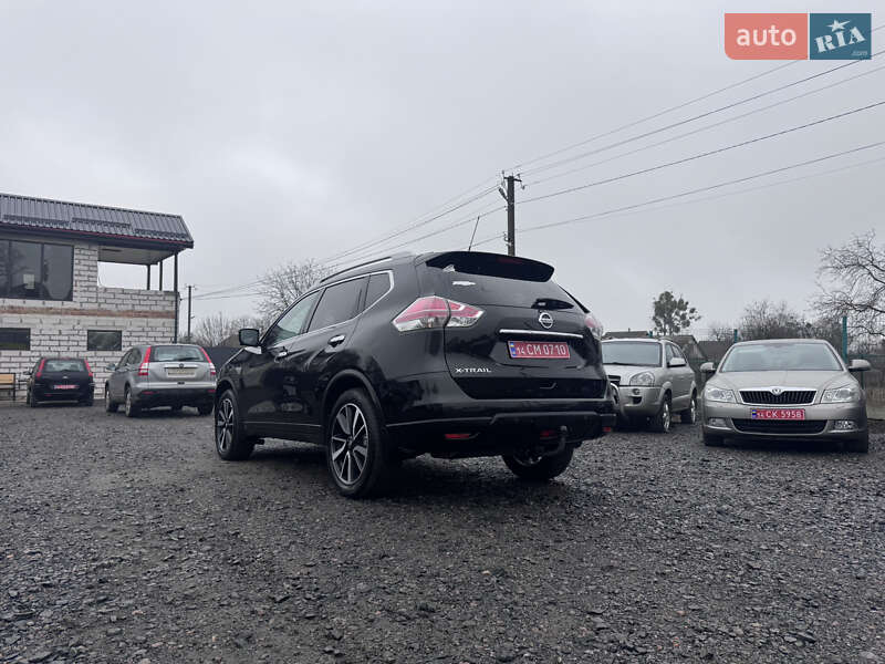 Внедорожник / Кроссовер Nissan X-Trail 2015 в Звенигородке