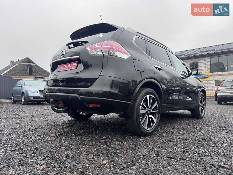 Внедорожник / Кроссовер Nissan X-Trail 2015 в Звенигородке