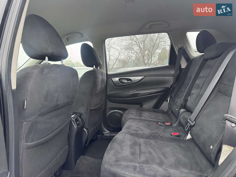 Внедорожник / Кроссовер Nissan X-Trail 2015 в Звенигородке