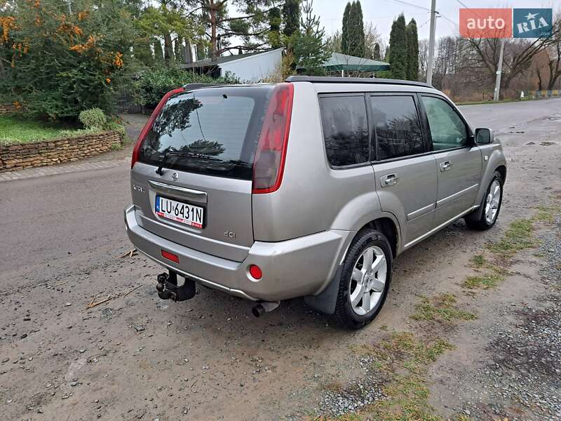 Внедорожник / Кроссовер Nissan X-Trail 2006 в Ровно