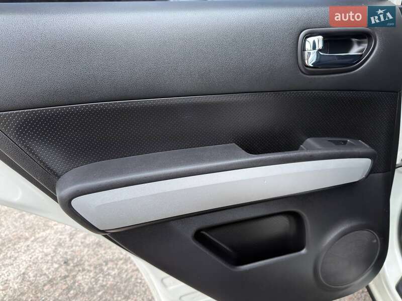 Внедорожник / Кроссовер Nissan X-Trail 2013 в Ахтырке