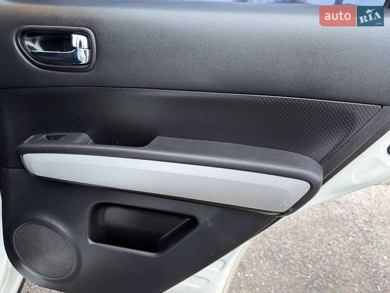 Внедорожник / Кроссовер Nissan X-Trail 2013 в Ахтырке