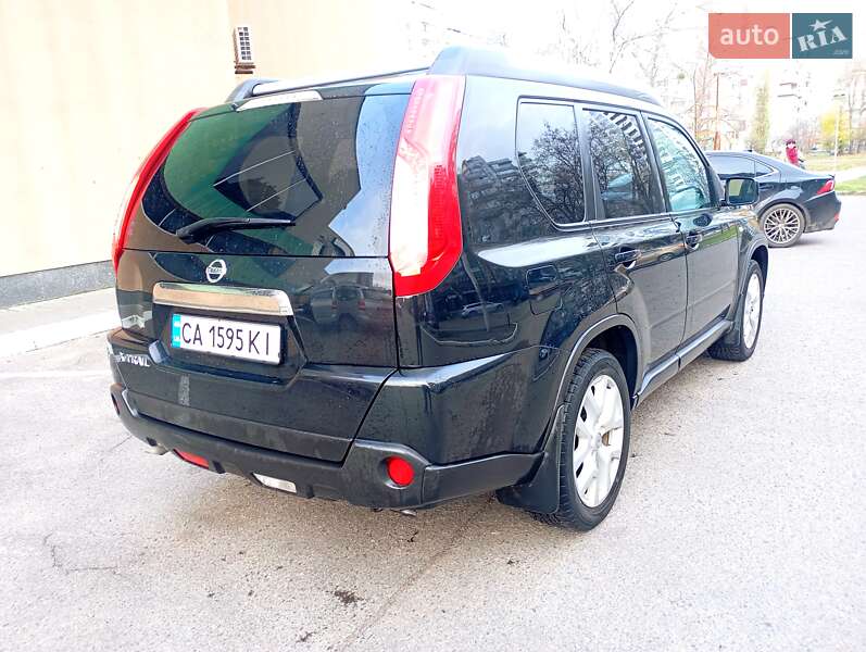 Внедорожник / Кроссовер Nissan X-Trail 2010 в Черкассах
