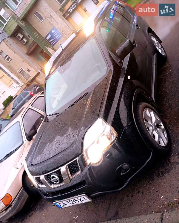 Внедорожник / Кроссовер Nissan X-Trail 2010 в Черкассах