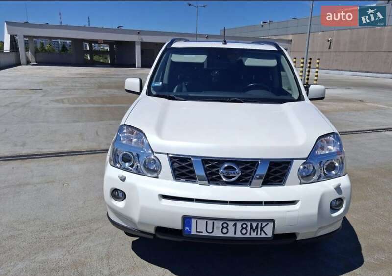 Внедорожник / Кроссовер Nissan X-Trail 2001 в Днепре