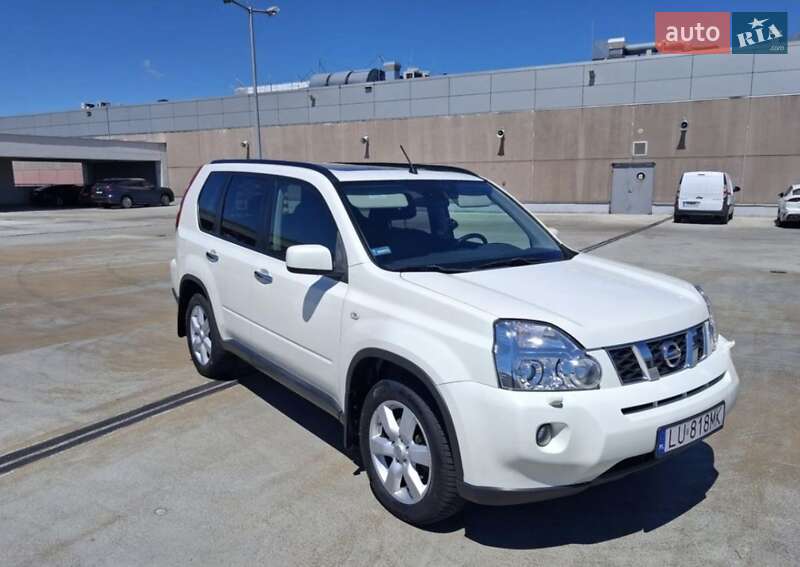 Внедорожник / Кроссовер Nissan X-Trail 2001 в Днепре