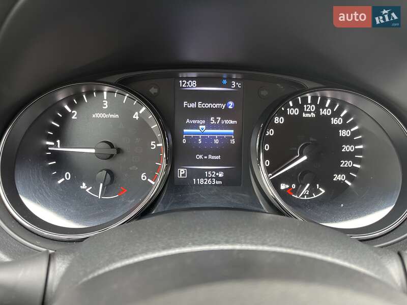 Позашляховик / Кросовер Nissan X-Trail 2017 в Києві