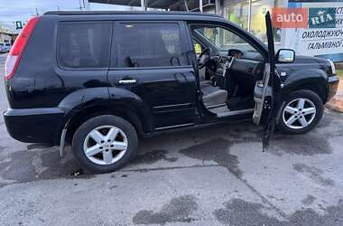 Позашляховик / Кросовер Nissan X-Trail 2006 в Києві