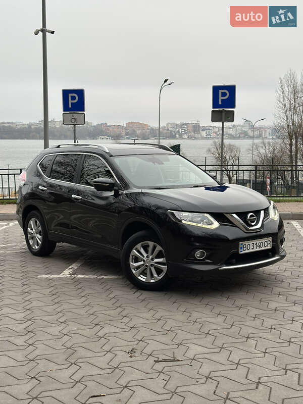 Внедорожник / Кроссовер Nissan X-Trail 2015 в Тернополе фото 3 Внедорожник / Кроссовер Nissan X-Trail 2015 в Тернополе