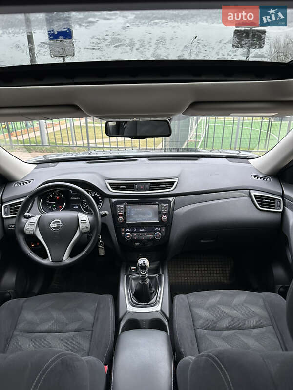 Внедорожник / Кроссовер Nissan X-Trail 2015 в Тернополе фото 83 Внедорожник / Кроссовер Nissan X-Trail 2015 в Тернополе