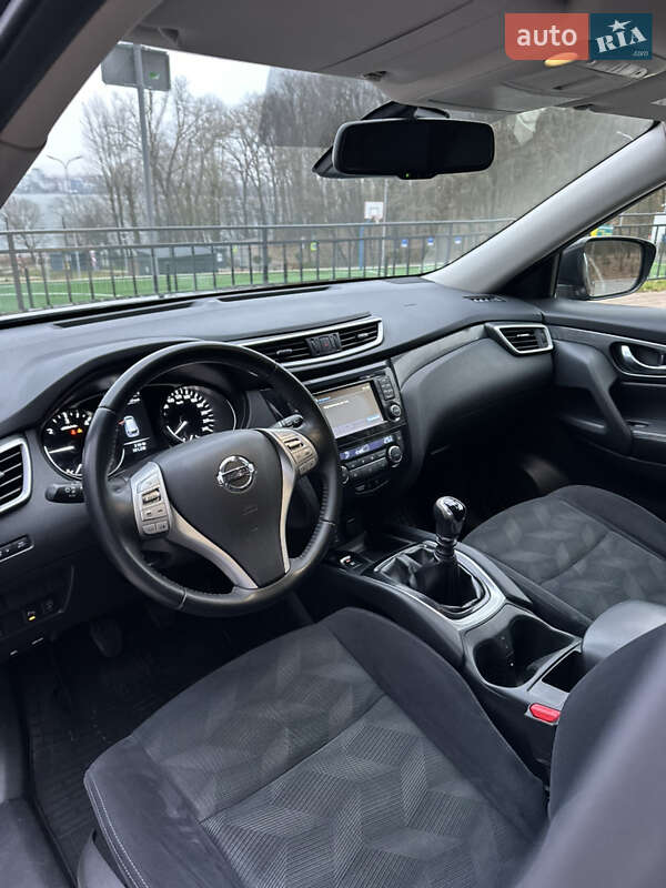 Внедорожник / Кроссовер Nissan X-Trail 2015 в Тернополе фото 106 Внедорожник / Кроссовер Nissan X-Trail 2015 в Тернополе