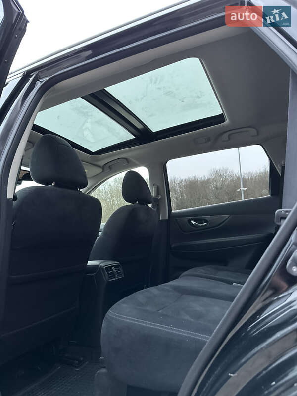 Внедорожник / Кроссовер Nissan X-Trail 2015 в Тернополе фото 127 Внедорожник / Кроссовер Nissan X-Trail 2015 в Тернополе