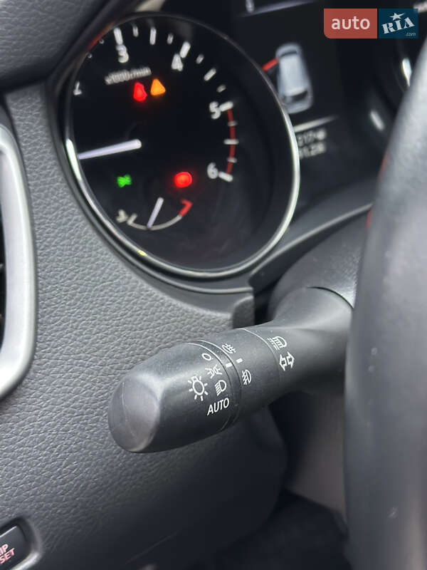 Внедорожник / Кроссовер Nissan X-Trail 2015 в Тернополе фото 135 Внедорожник / Кроссовер Nissan X-Trail 2015 в Тернополе