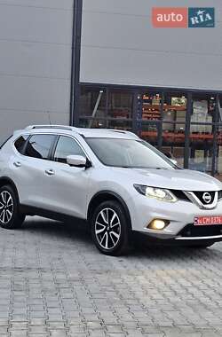 Внедорожник / Кроссовер Nissan X-Trail 2016 в Калуше