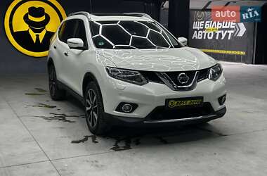 Внедорожник / Кроссовер Nissan X-Trail 2016 в Черновцах