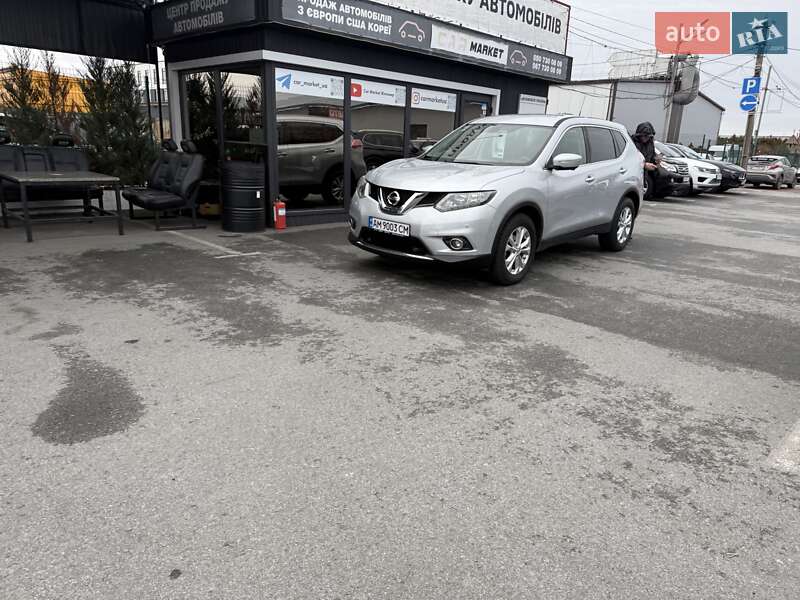 Позашляховик / Кросовер Nissan X-Trail 2016 в Радомишлі