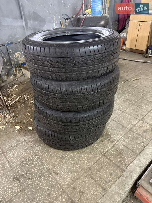 Позашляховик / Кросовер Nissan X-Trail 2016 в Радомишлі