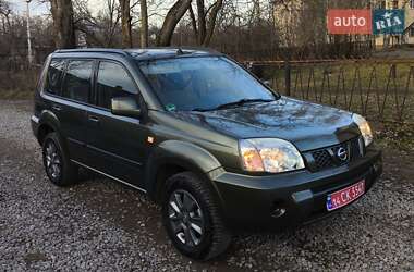 Позашляховик / Кросовер Nissan X-Trail 2004 в Надвірній