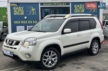 Позашляховик / Кросовер Nissan X-Trail 2014 в Києві