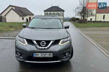 Внедорожник / Кроссовер Nissan X-Trail 2017 в Черноморске