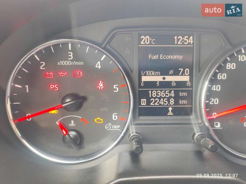 Позашляховик / Кросовер Nissan X-Trail 2014 в Коростишеві