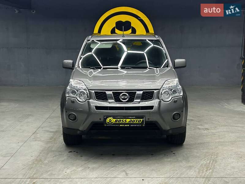 Позашляховик / Кросовер Nissan X-Trail 2012 в Чернівцях