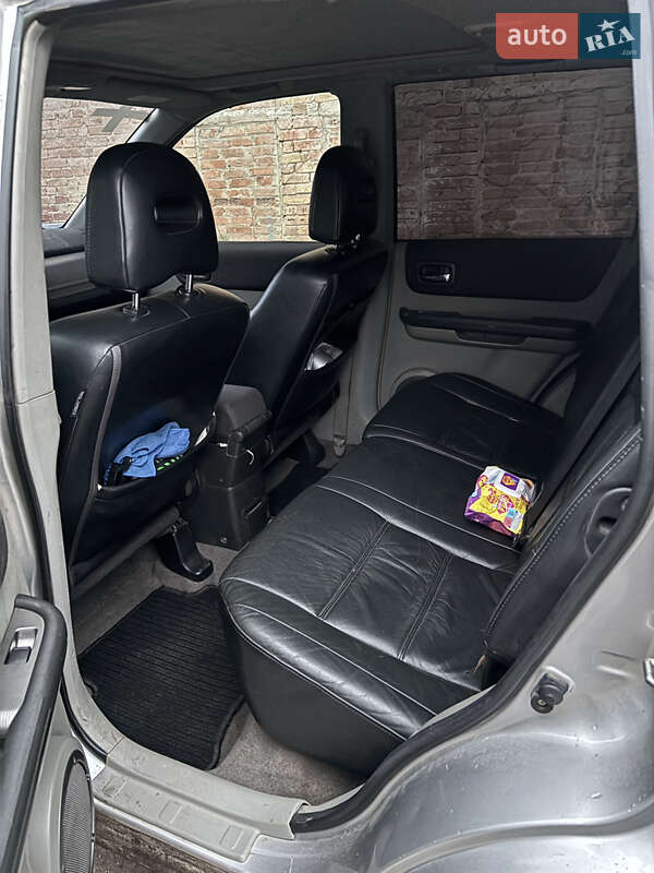 Позашляховик / Кросовер Nissan X-Trail 2006 в Кропивницькому