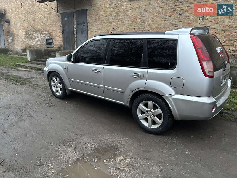 Позашляховик / Кросовер Nissan X-Trail 2006 в Кропивницькому