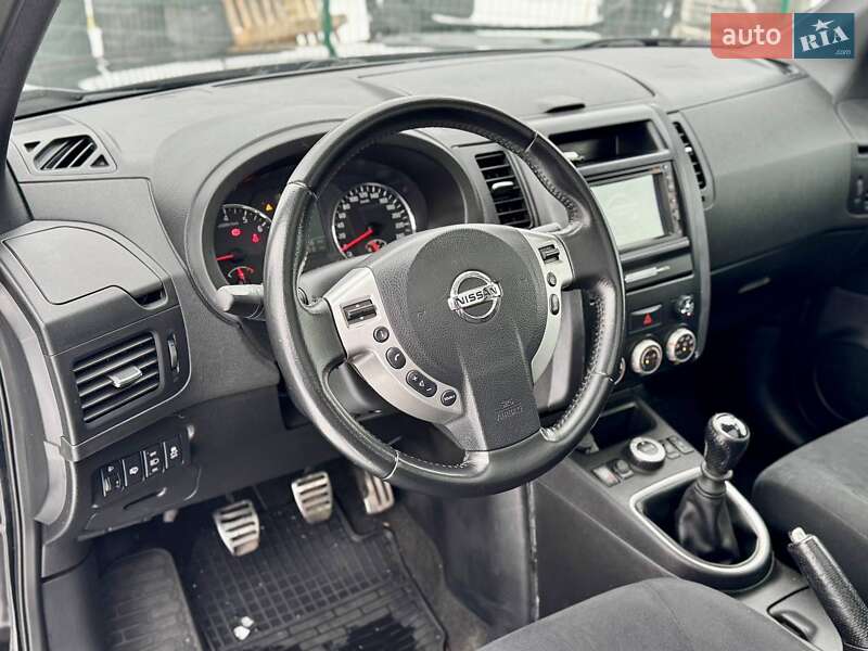 Позашляховик / Кросовер Nissan X-Trail 2011 в Києві