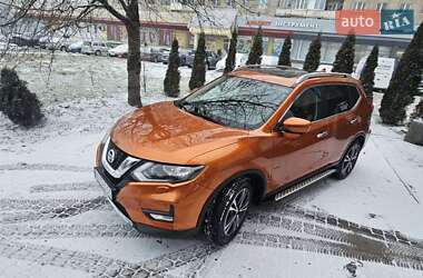 Внедорожник / Кроссовер Nissan X-Trail 2019 в Львове
