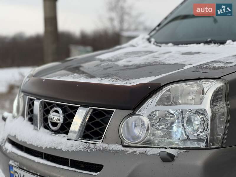 Позашляховик / Кросовер Nissan X-Trail 2008 в Рівному фото 9 Позашляховик / Кросовер Nissan X-Trail 2008 в Рівному