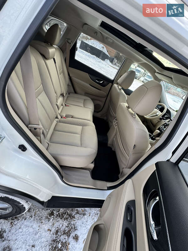 Позашляховик / Кросовер Nissan X-Trail 2016 в Вінниці