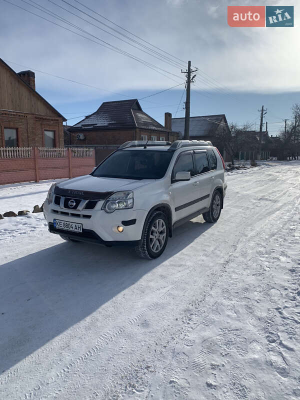 Позашляховик / Кросовер Nissan X-Trail 2011 в Кривому Розі