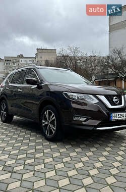 Внедорожник / Кроссовер Nissan X-Trail 2020 в Черноморске