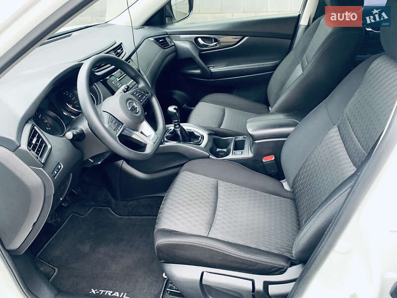 Внедорожник / Кроссовер Nissan X-Trail 2019 в Кривом Роге фото 13 Внедорожник / Кроссовер Nissan X-Trail 2019 в Кривом Роге