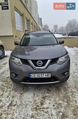 Позашляховик / Кросовер Nissan X-Trail 2016 в Чернівцях