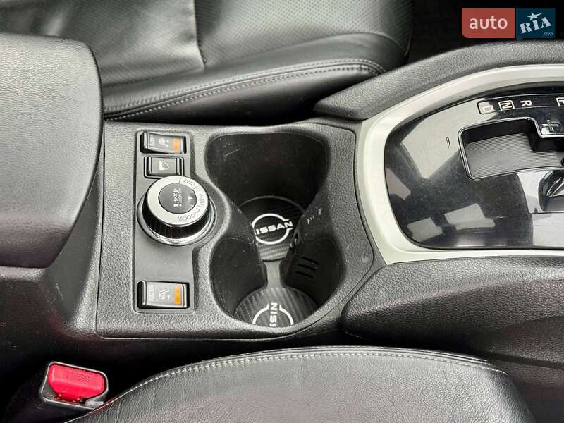 Внедорожник / Кроссовер Nissan X-Trail 2014 в Киеве