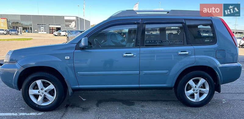 Внедорожник / Кроссовер Nissan X-Trail 2005 в Краматорске