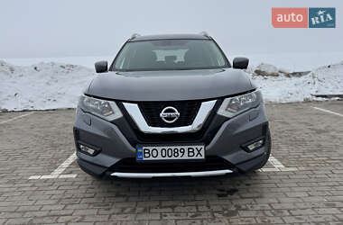 Внедорожник / Кроссовер Nissan X-Trail 2017 в Тернополе