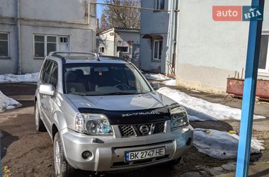 Позашляховик / Кросовер Nissan X-Trail 2006 в Рівному