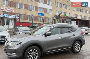 Внедорожник / Кроссовер Nissan X-Trail 2021 в Сумах