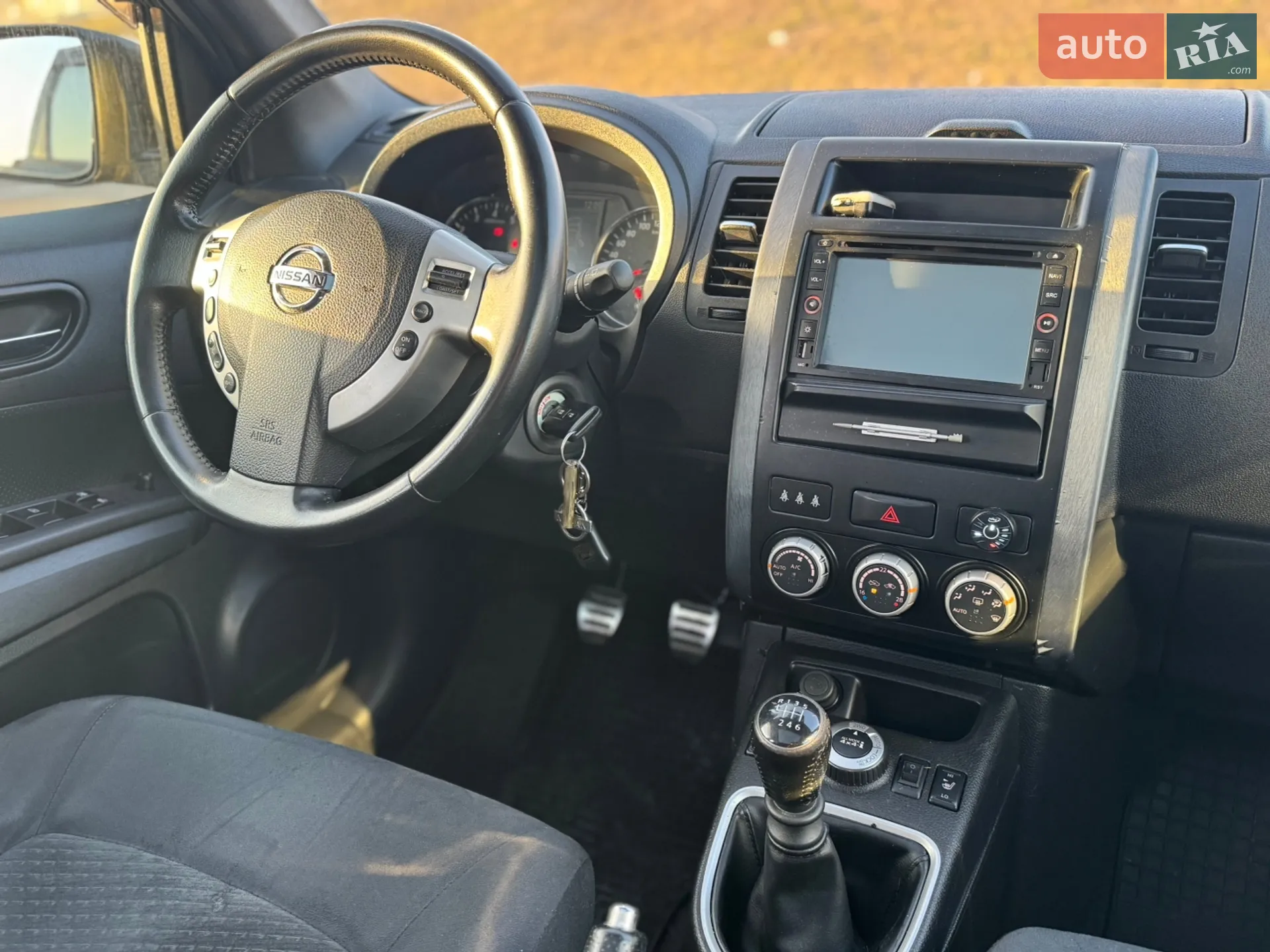 2011 Nissan X-Trail - мініатюра 39