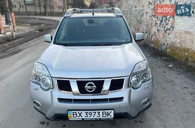 Внедорожник / Кроссовер Nissan X-Trail 2013 в Каменец-Подольском