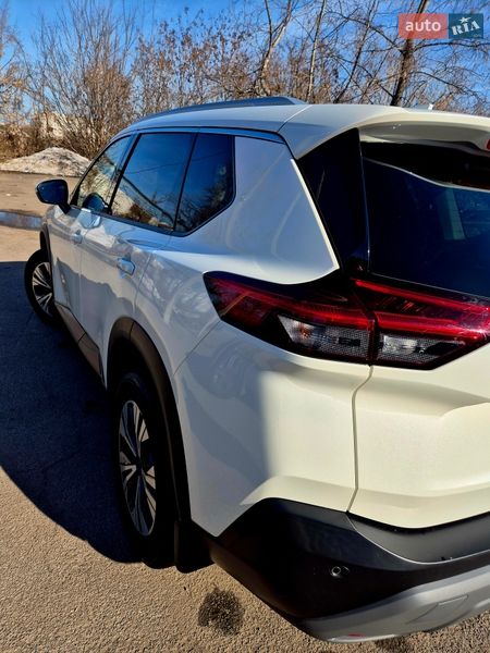 Внедорожник / Кроссовер Nissan X-Trail 2023 в Чернигове