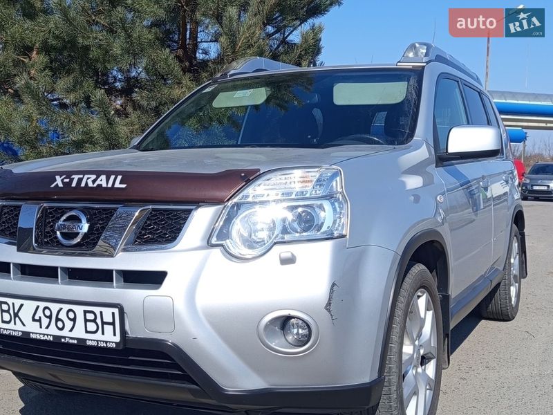 Внедорожник / Кроссовер Nissan X-Trail 2012 в Ровно