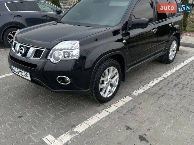 Nissan X-Trail 2014