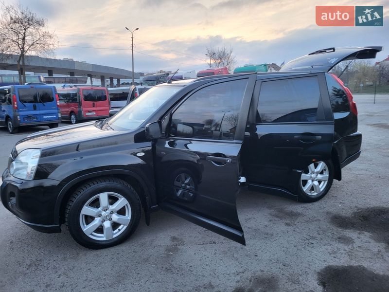 Внедорожник / Кроссовер Nissan X-Trail 2008 в Хмельницком